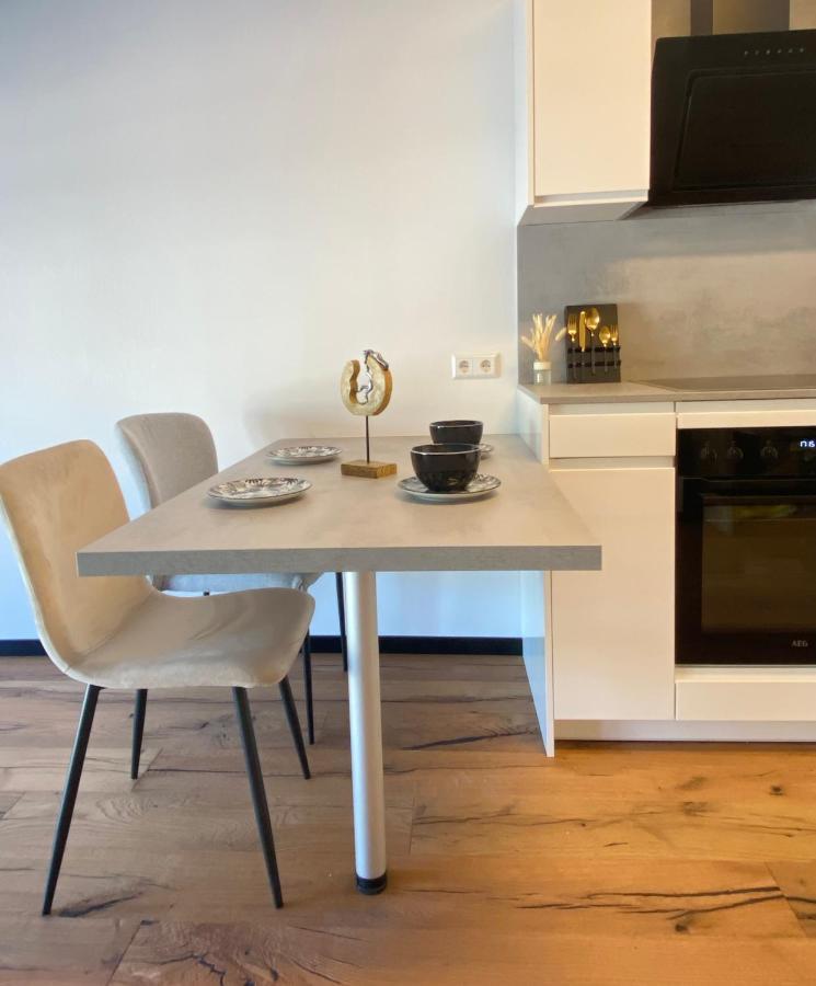 Bamo Studio - City Living Downtown Клагенфурт Екстериор снимка