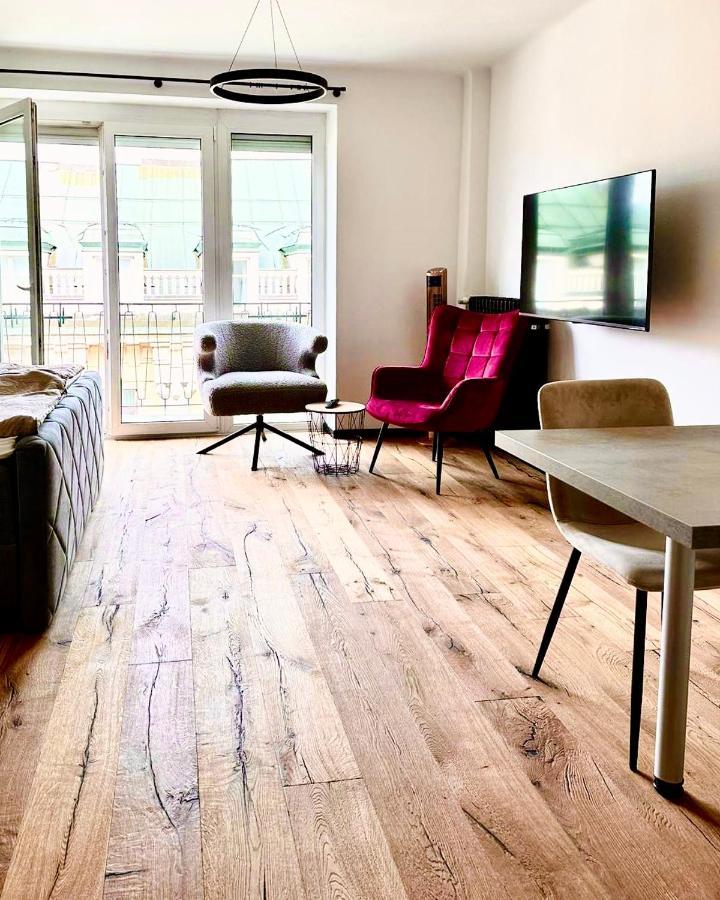 Bamo Studio - City Living Downtown Клагенфурт Екстериор снимка